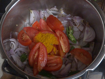 tomatoes for potato rice or aloo rice