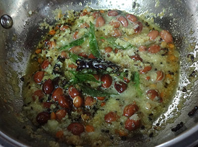 curry leaves and coconut for Iyengar style puliyogare or tamarind rice