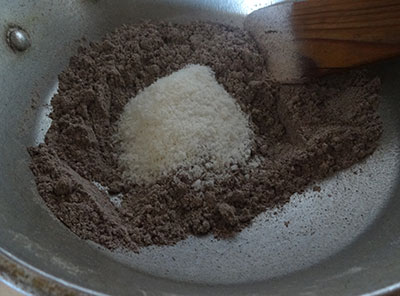 coconut for ragi laddu or ragi unde