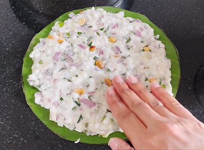 patting sabbakki rotti or sabudana roti recipe