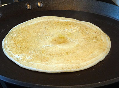 cook set dosa on both sides