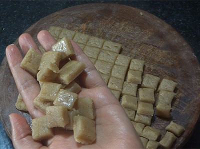 cutting the rolled dough for shankar poli or shankar pali recipe