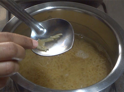 cooking vermicelli for shavige bath or lemon shavige uppittu