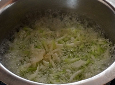 cooking bottle gourd for sorekai payasa or bottle gourd kheer