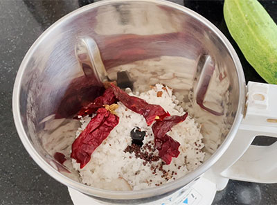 grinding ingredients for southekayi hasi gojju or southekai sasive