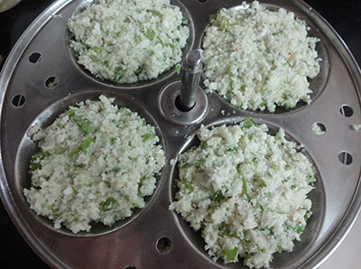 putting batter to idli plates for southekayi idli