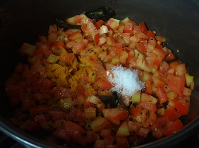 salt and jaggery for tomato bath or tomato rice