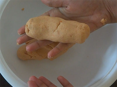 dough for tomato murukku or tomato chakli