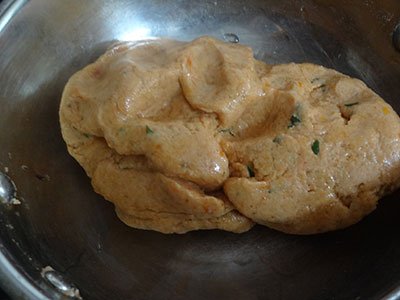 oil in the dough for tomato poori