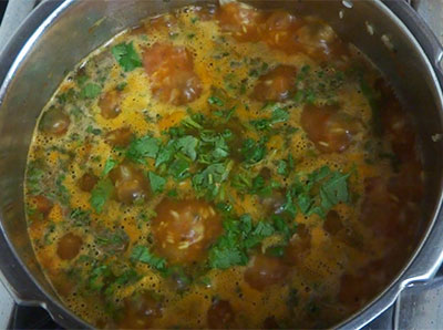 coriander leaves for tomato rice recipe