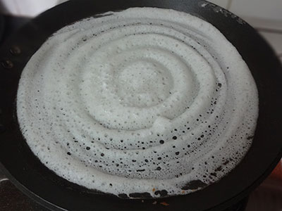 making uddina dose or plain dosa