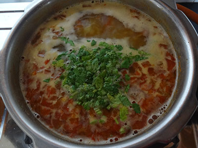 coriander leaves for udupi or mangalore rasam or saaru